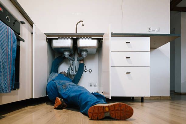 Professional Leak Detection technician working in Marine On Saint Croix, MN